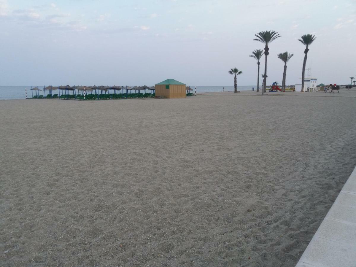 Apartamento Sol todo el año en Roquetas de Mar Exterior foto